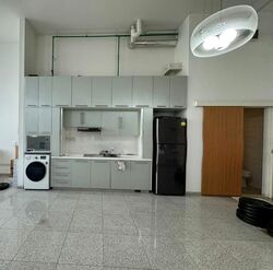 The Central (D1), Office #581137471